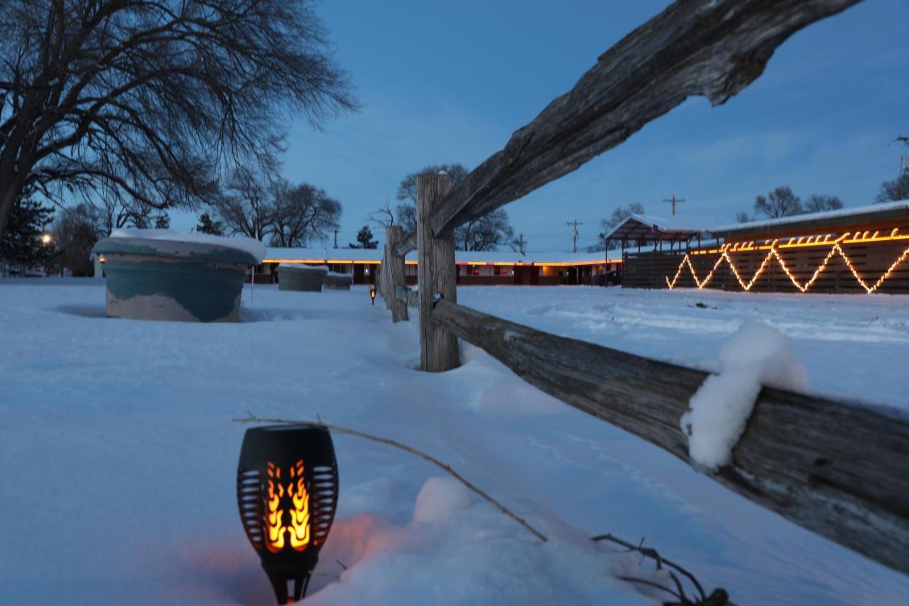 Raine Motel Valentine Exteriör bild