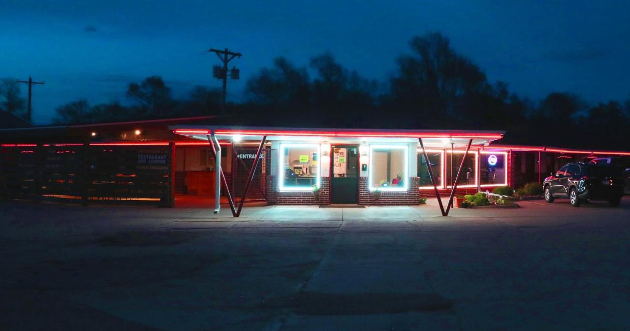 Raine Motel Valentine Exteriör bild